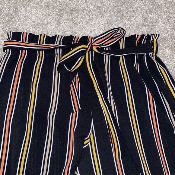 Tie-front Wide Leg Pants - Picture 4 of 5